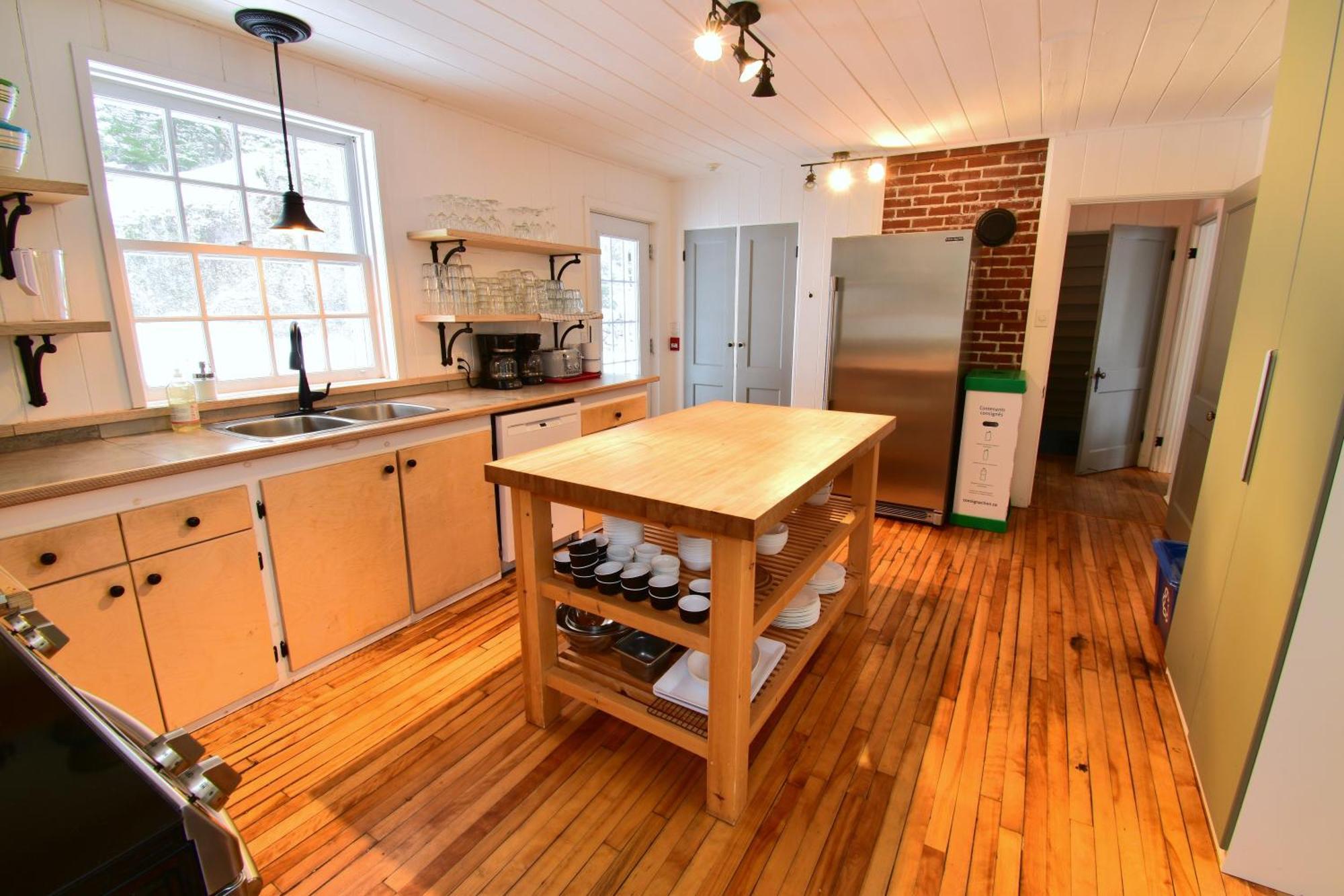 Le Partage Lodge: Destination Plein Air Et Sociale Val-Morin エクステリア 写真