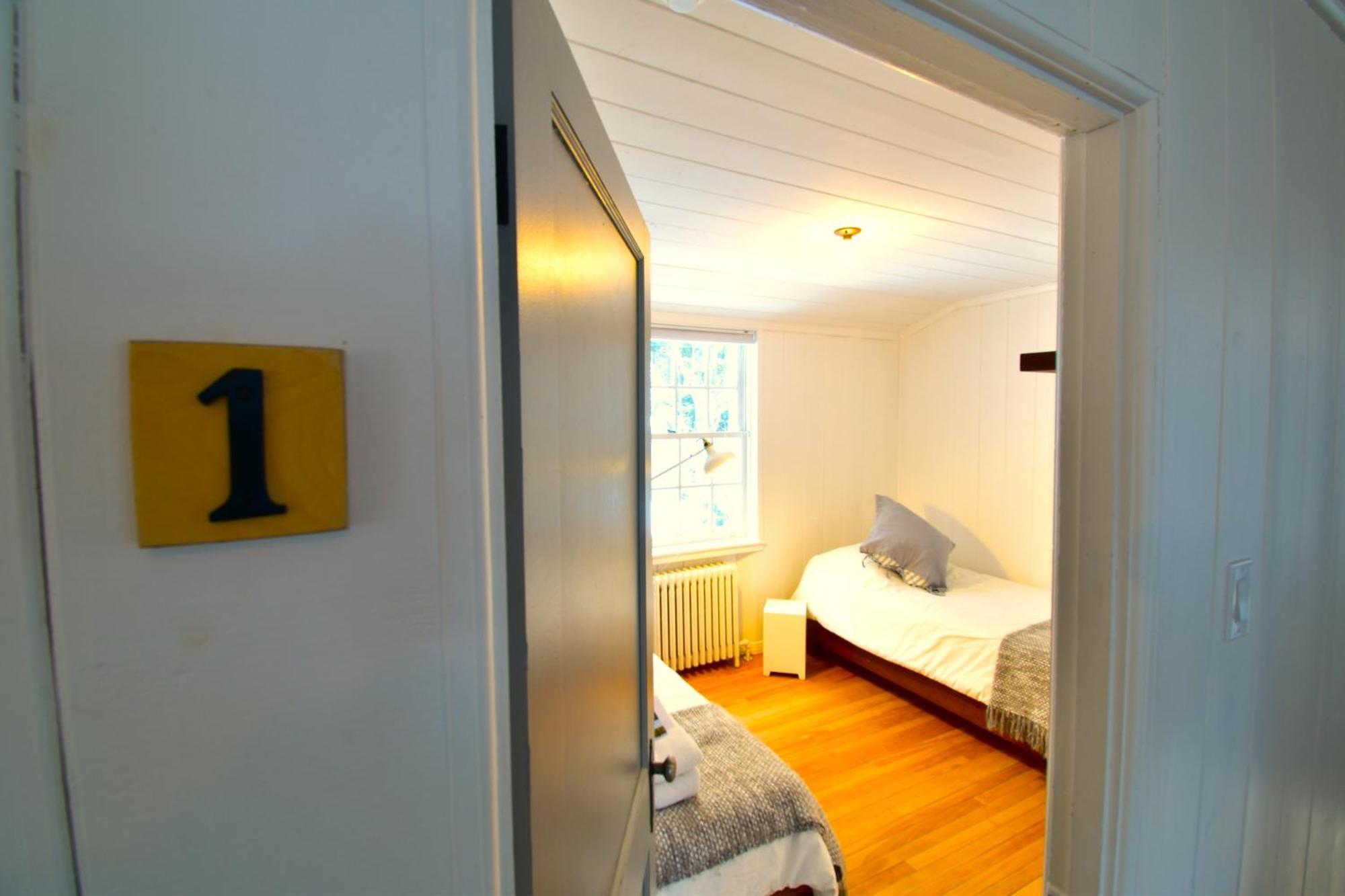Le Partage Lodge: Destination Plein Air Et Sociale Val-Morin エクステリア 写真