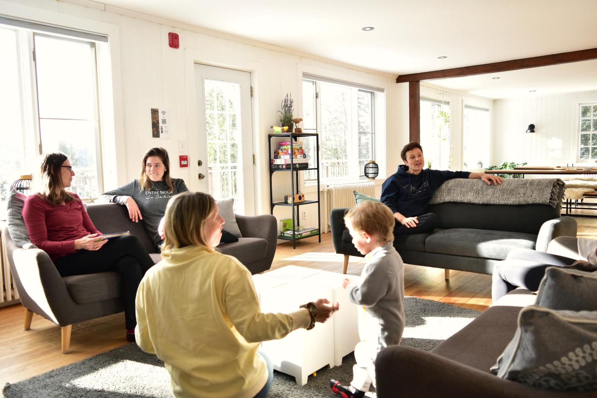 Le Partage Lodge: Destination Plein Air Et Sociale Val-Morin エクステリア 写真