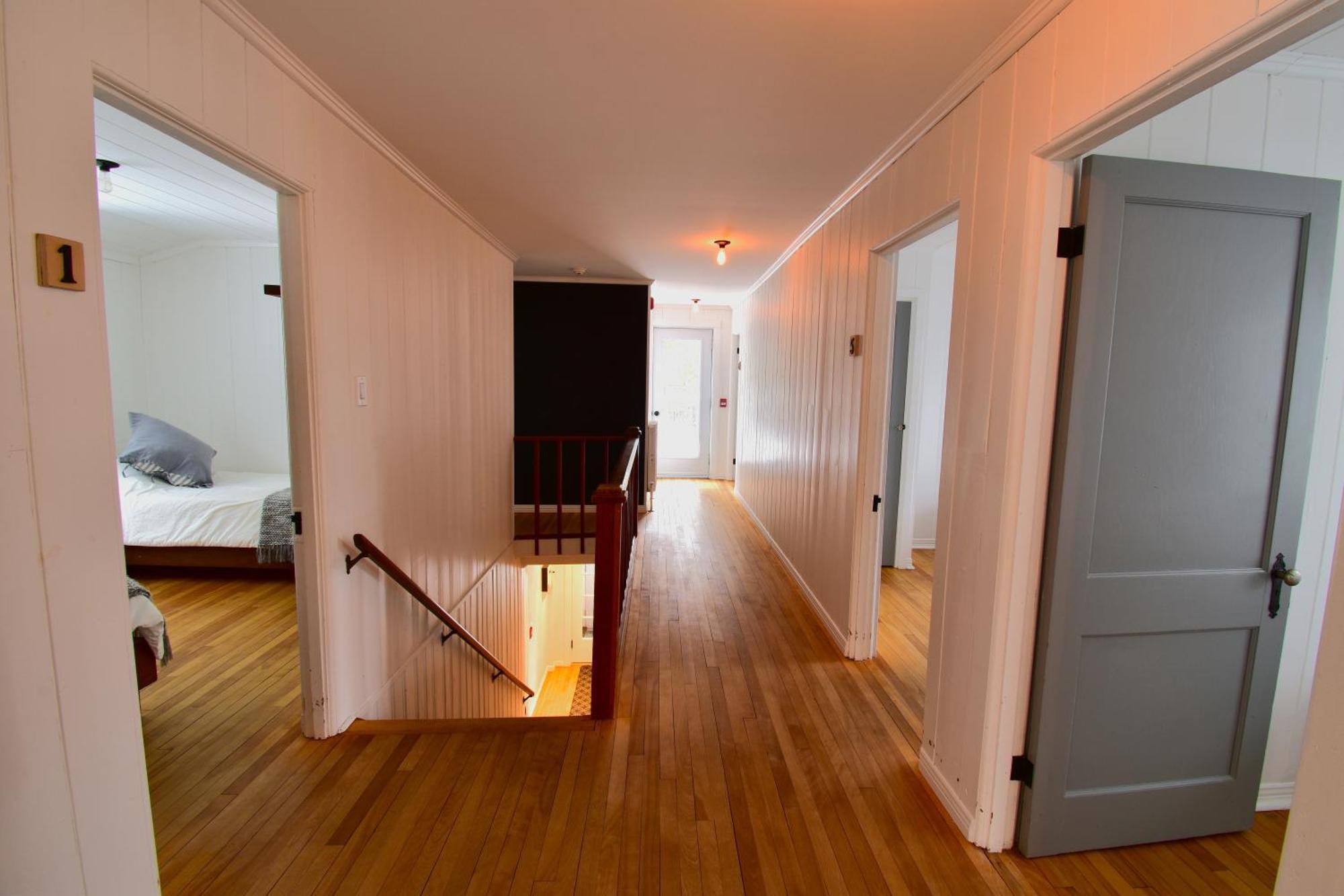 Le Partage Lodge: Destination Plein Air Et Sociale Val-Morin エクステリア 写真