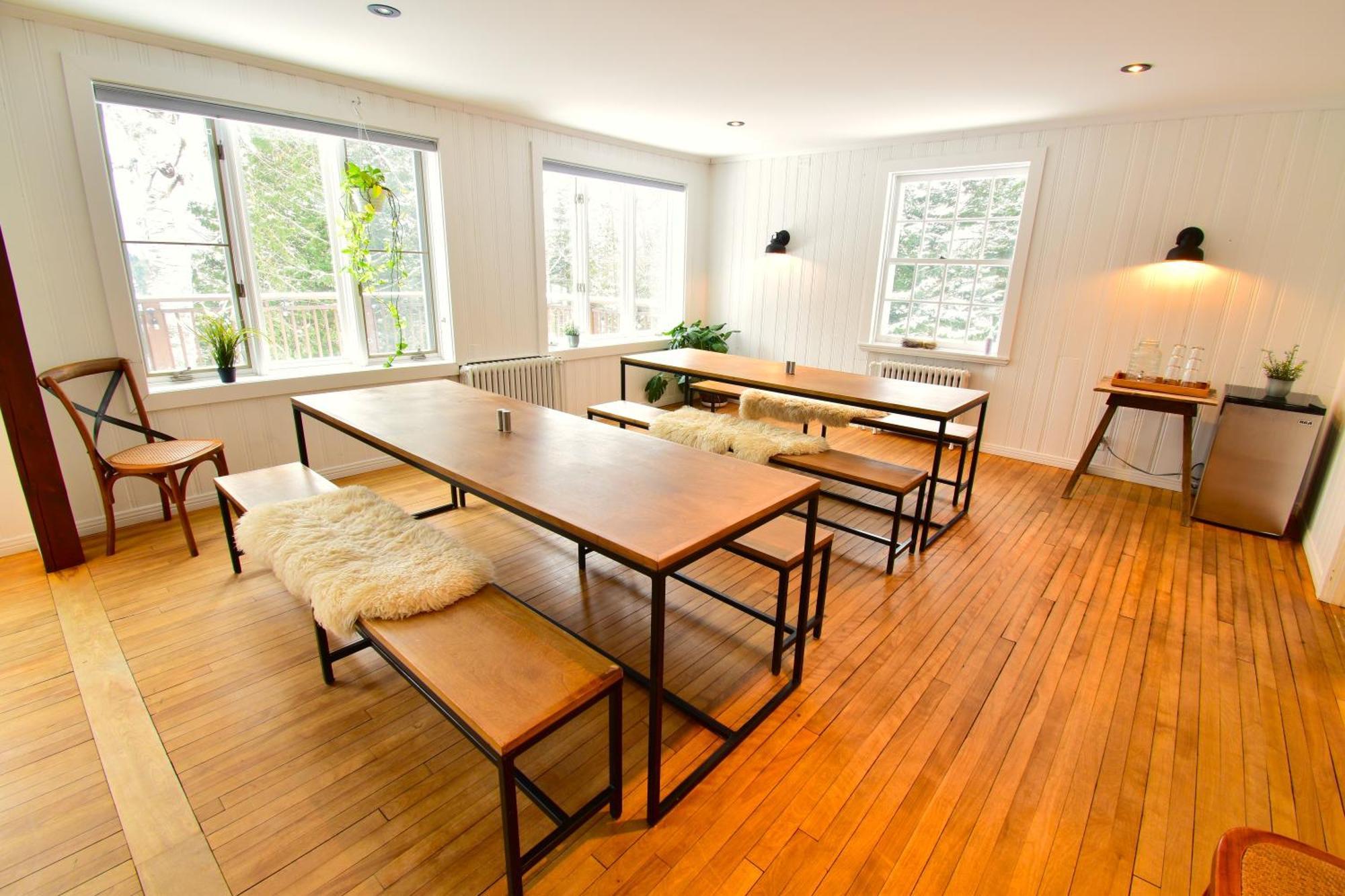 Le Partage Lodge: Destination Plein Air Et Sociale Val-Morin エクステリア 写真
